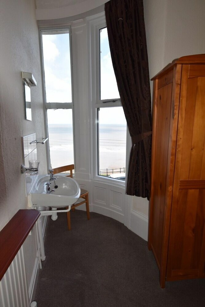 Marlborough Seafront Holiday Apartments