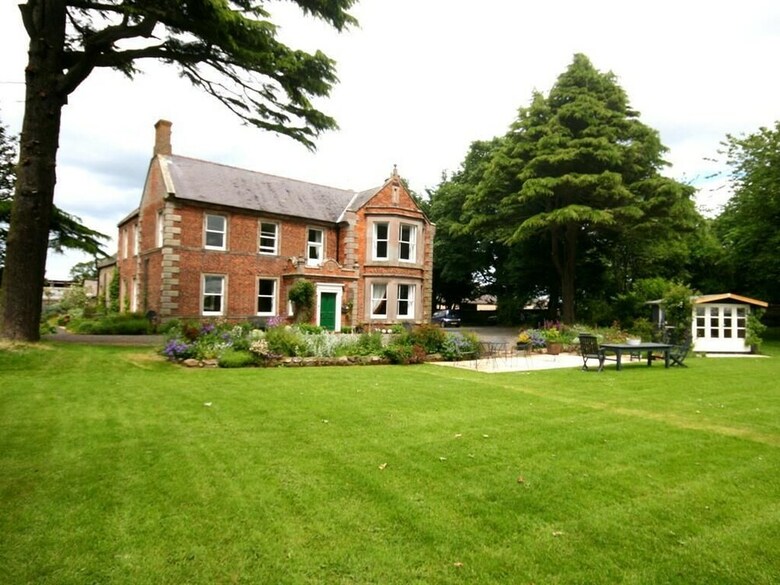Bed & Breakfast Broomhouse Farmhouse