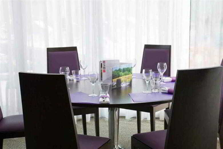 Hotel Novotel Evry Courcouronnes