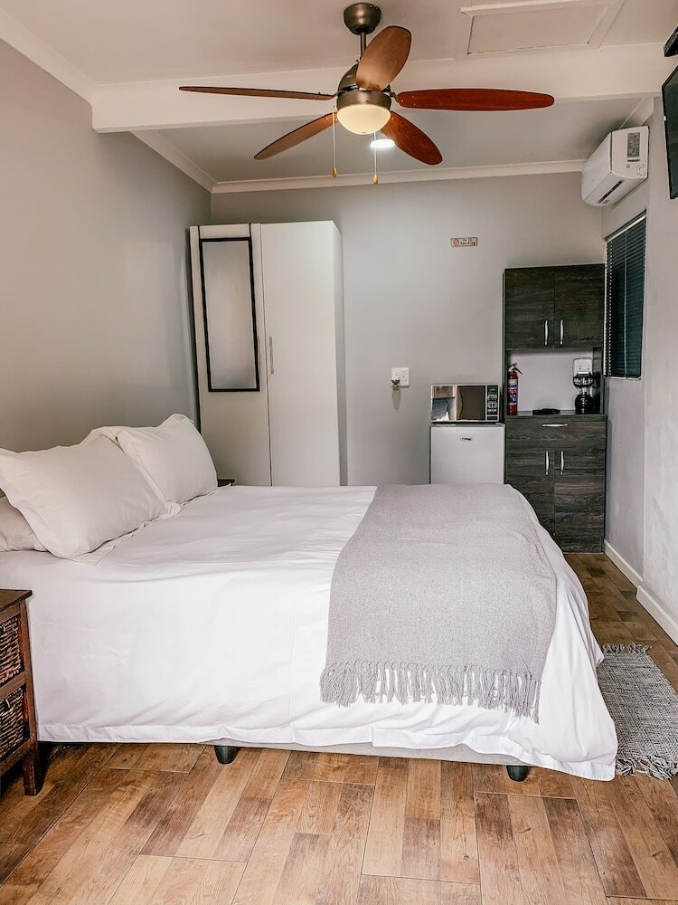 Hotel Bosau Guest House