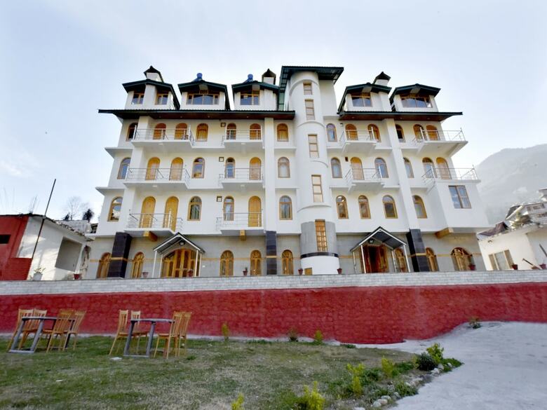Hotel Oyo 12271 Avenue Manali