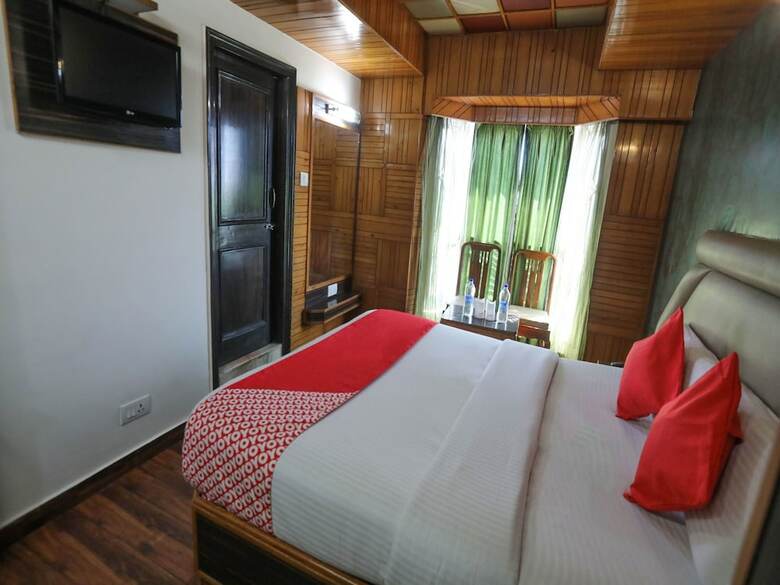 Hotel Oyo 12815 Hs Ram Bazar