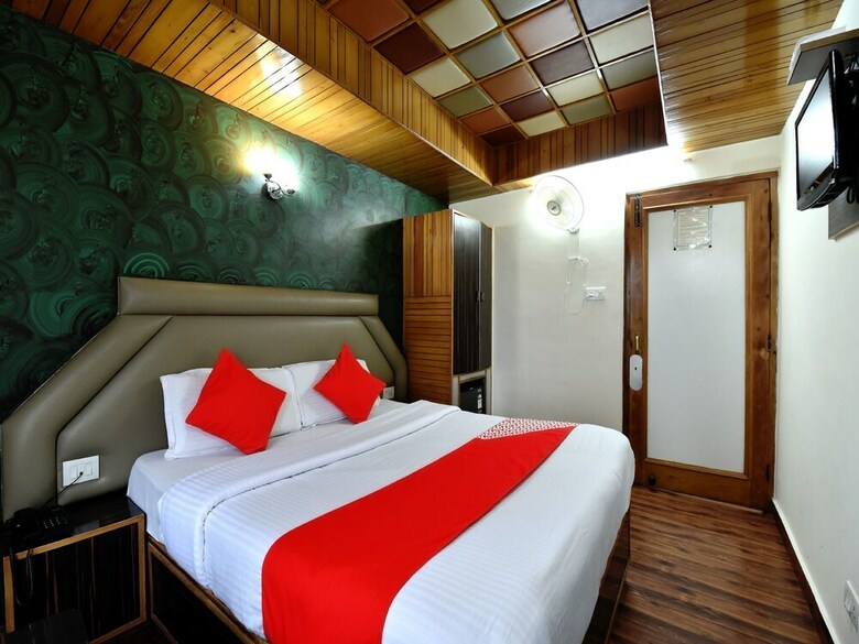 Hotel Oyo 12815 Hs Ram Bazar