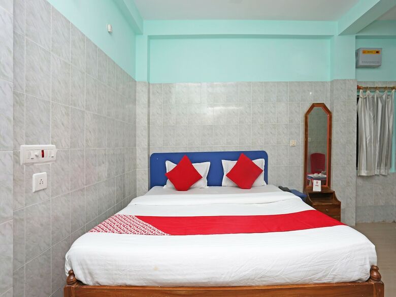 Oyo 12801 Hotel Nilamadhab