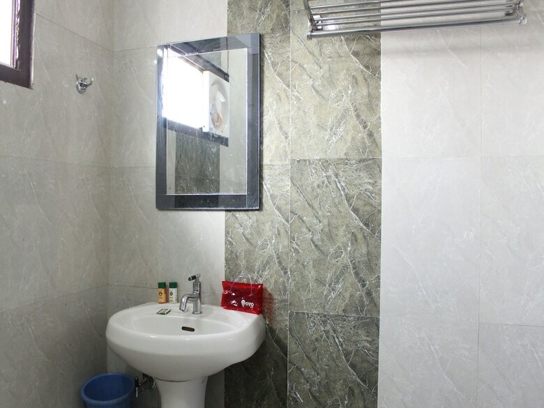 Hotel Oyo 3956 Home Stay Punjabi Handi