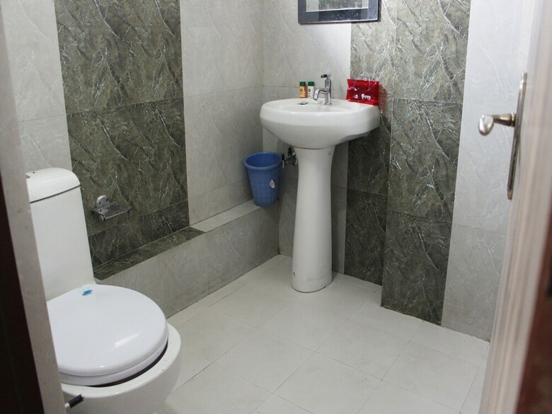 Hotel Oyo 3956 Home Stay Punjabi Handi