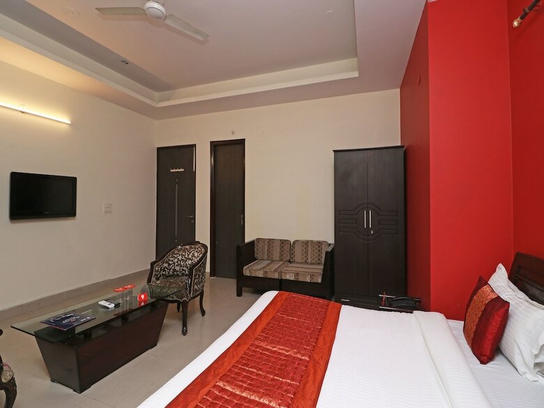 Hotel Oyo 11925 Krishna 26