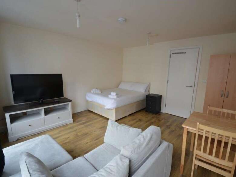 Central Comfort Serviced Apartments