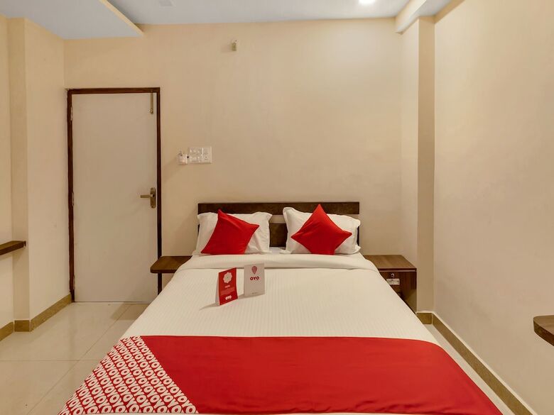Hotel Oyo 12231 Sai Vihar