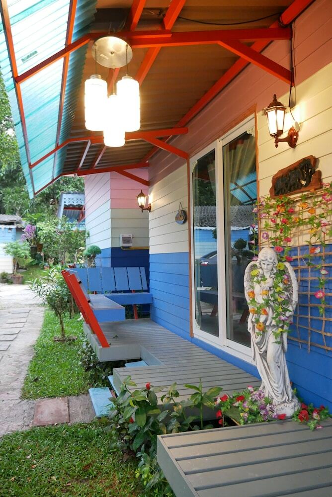 Hotel Rounglawan Homestay