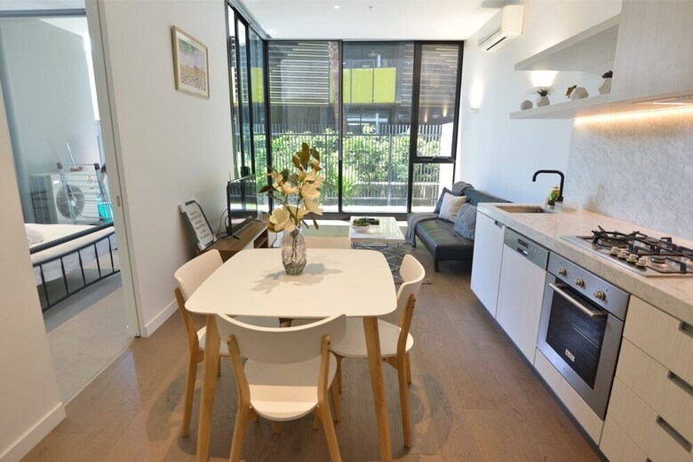 Apartamentos Spacious Cosy Bedroom Suite + Large Balcony