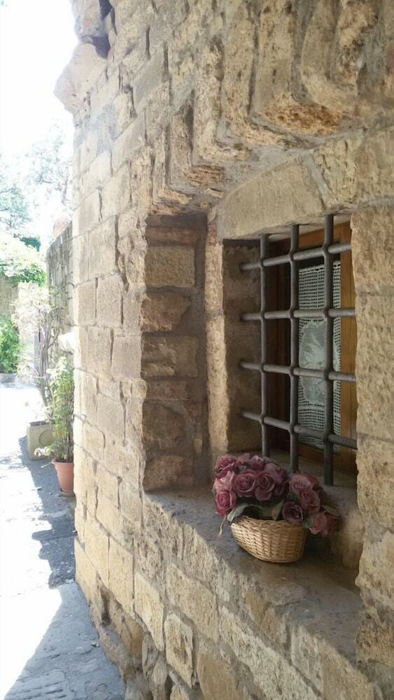 Madonna Del Poggio