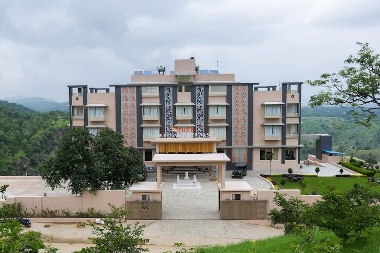 Hotel The G Mount Valley Resort & Spa