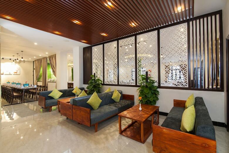 Lacasa Sapa Hotel