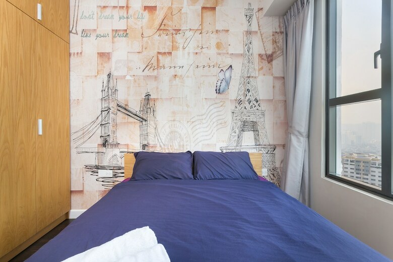 Rivergate Apartment