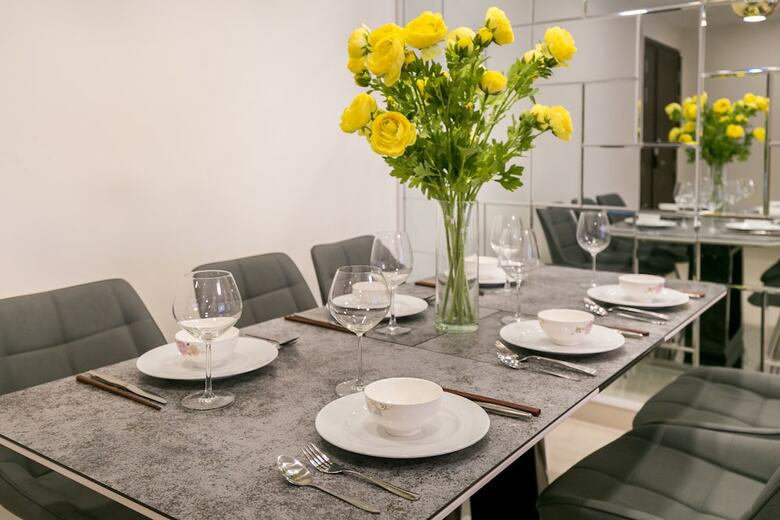 Rivergate Apartment