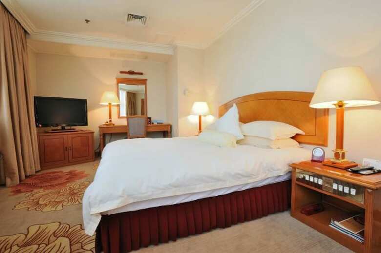 Fuzhou Meilun Hotel