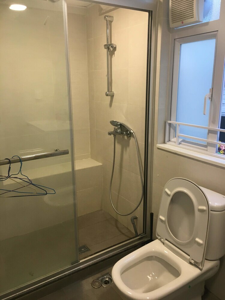 Hotel Tong Luo Wan Hostel