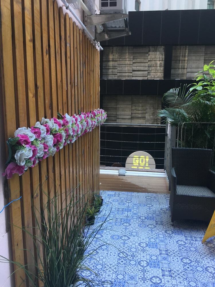Hotel Tong Luo Wan Hostel
