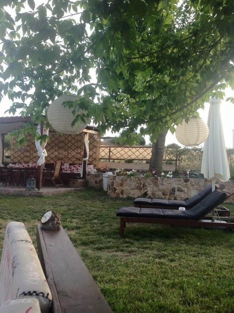Apartamentos Xenonas Liogerma