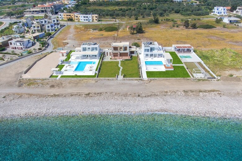 Maria & Nada Beachfront Villas