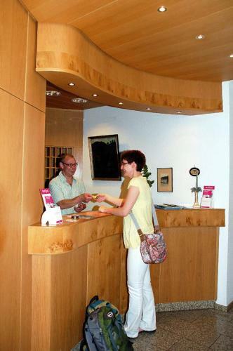 Hostal Gasthaus Merkel Hotel