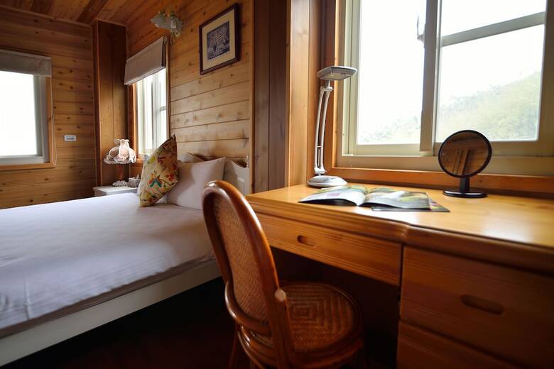 Hotel Sitou Flora's House B&B