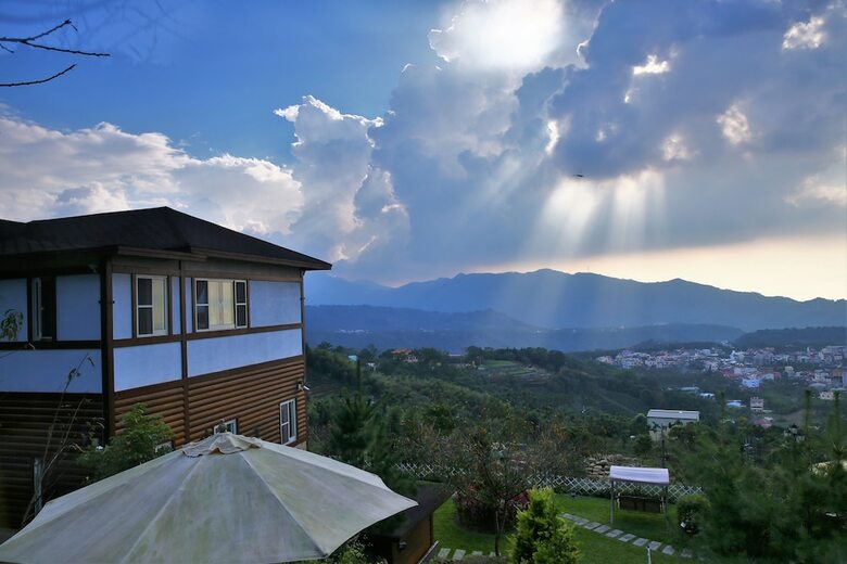 Hotel Sitou Flora's House B&B