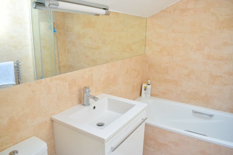 Apartamentos 2 Bedroom Loft Flat In Hammersmith