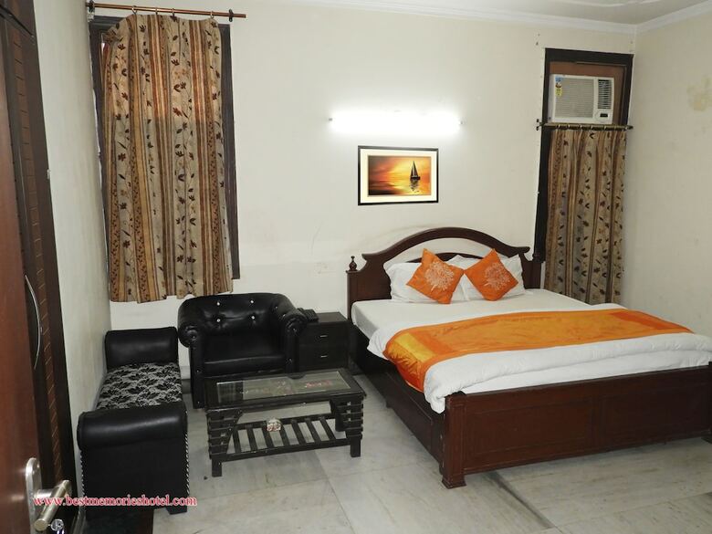 Hotel Jana Residency
