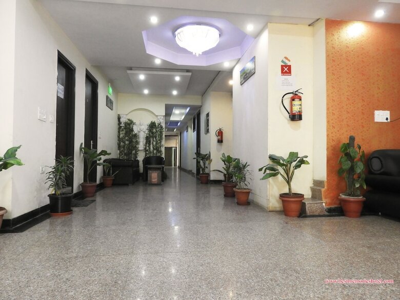 Hotel Jana Residency