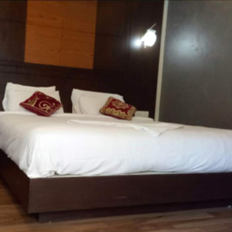 Hotel Armani Residency