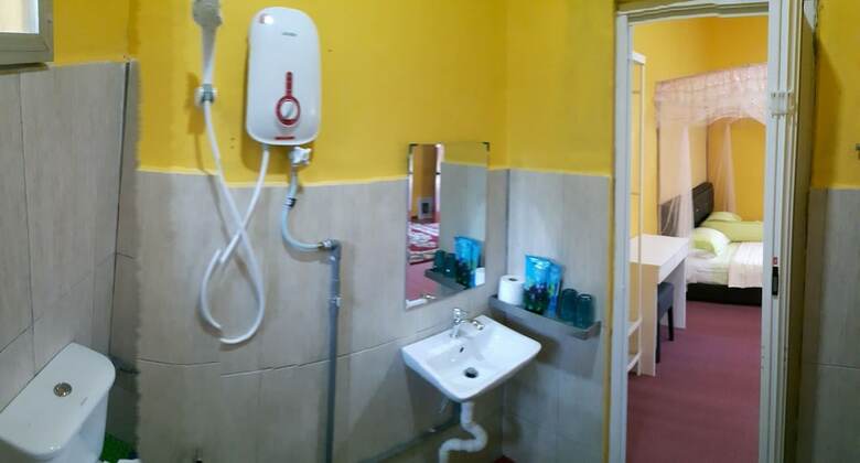 Hotel Kampung Janda Baik