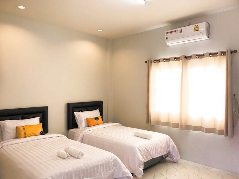 Chadaporn Mae Chaem Hotel