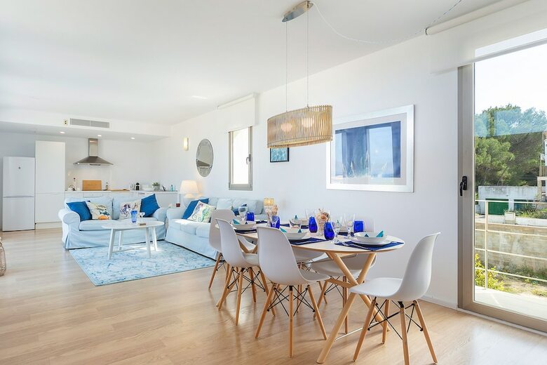 Apartamentos Sea View House Son Serra Mallorca
