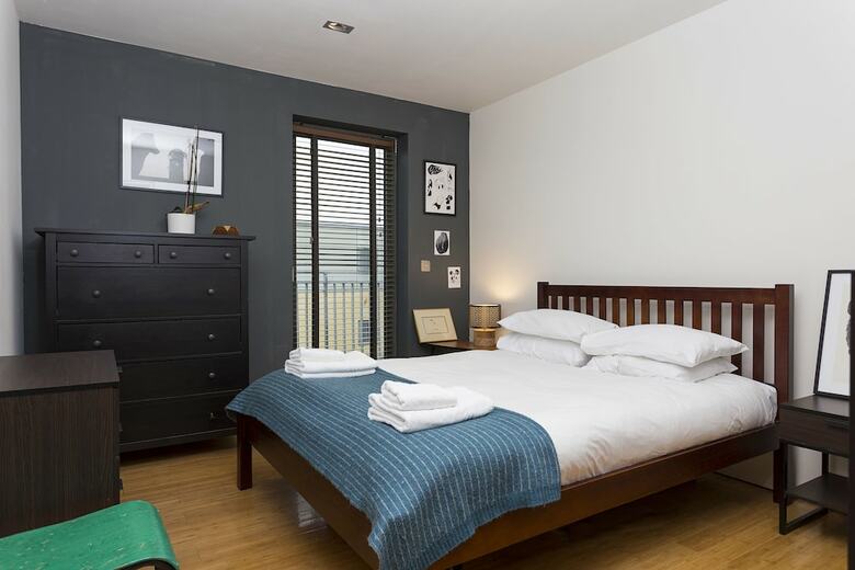 Apartamentos 1 Bedroom East London Balcony Flat
