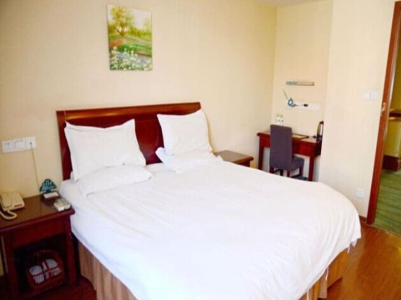 Greentree Inn  Zhenjiang Dashikou Express Hotel