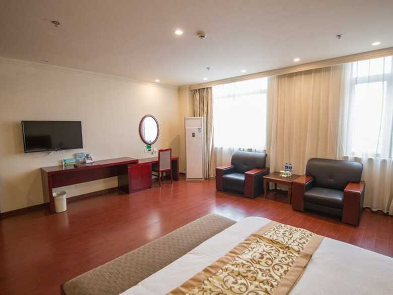 Greentree Inn Guangde County Zhongyang Lecheng Hotel