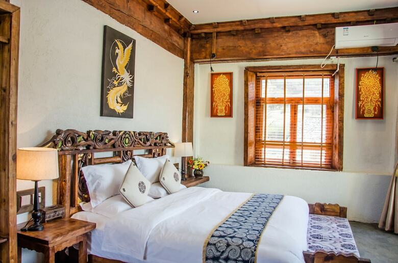 Shangrila E-outfutting Boutique Hotel