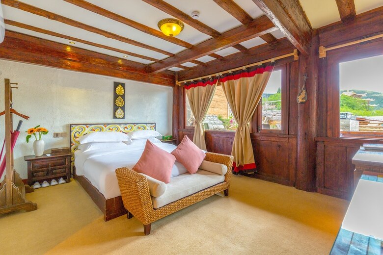 Shangrila E-outfutting Boutique Hotel