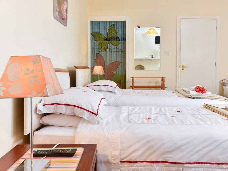 Bed & Breakfast Warren Guest House