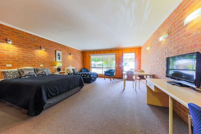 Country Roads Motor Inn Naracoorte