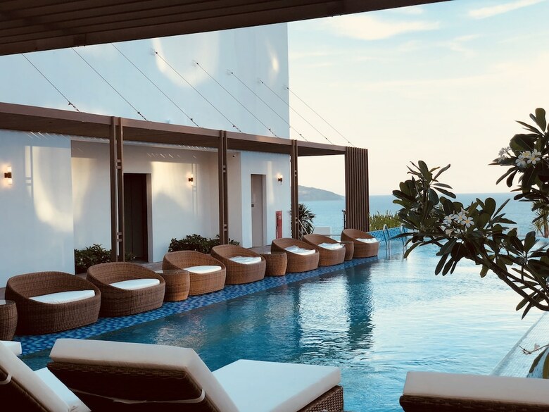 Haian Beach Hotel & Spa