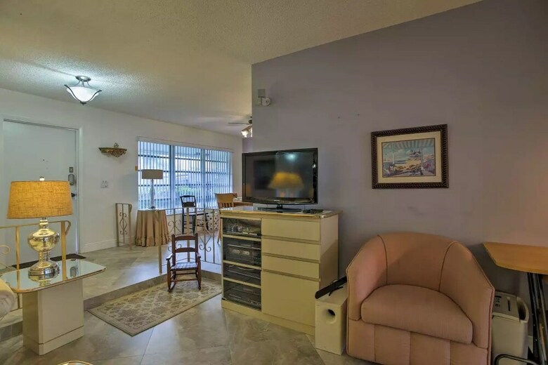 15 Mins To The Beach-coconut Creek