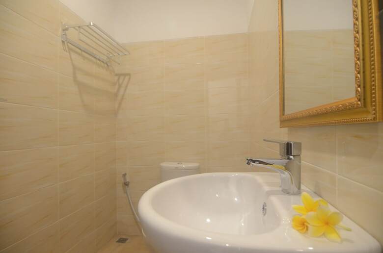 Hotel Tegal Sari Homestay