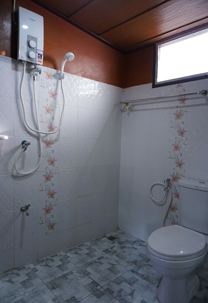 Hotel Lampang Bouteak Resort