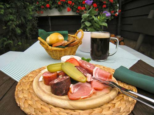 Hostal Hotel Gr�ne Tanne Mandelholz