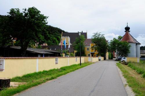 Hotel Schlossresidenz Heitzenhofen