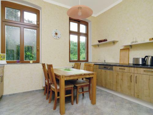 Modern Apartment In Furstenwalde With Private Garden