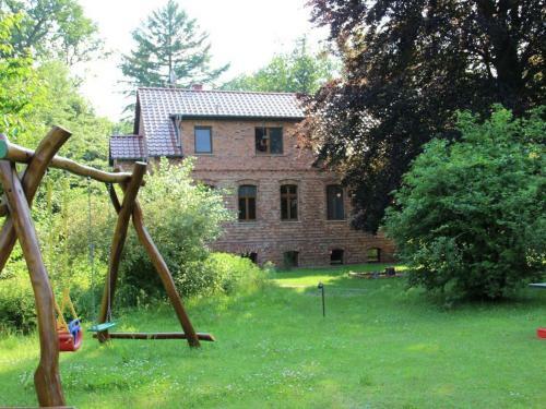 Modern Apartment In Furstenwalde With Private Garden